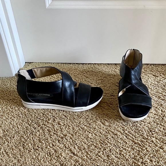 Adrienne Vittadini Sport Black Platform Sandals - Picture 2 of 10